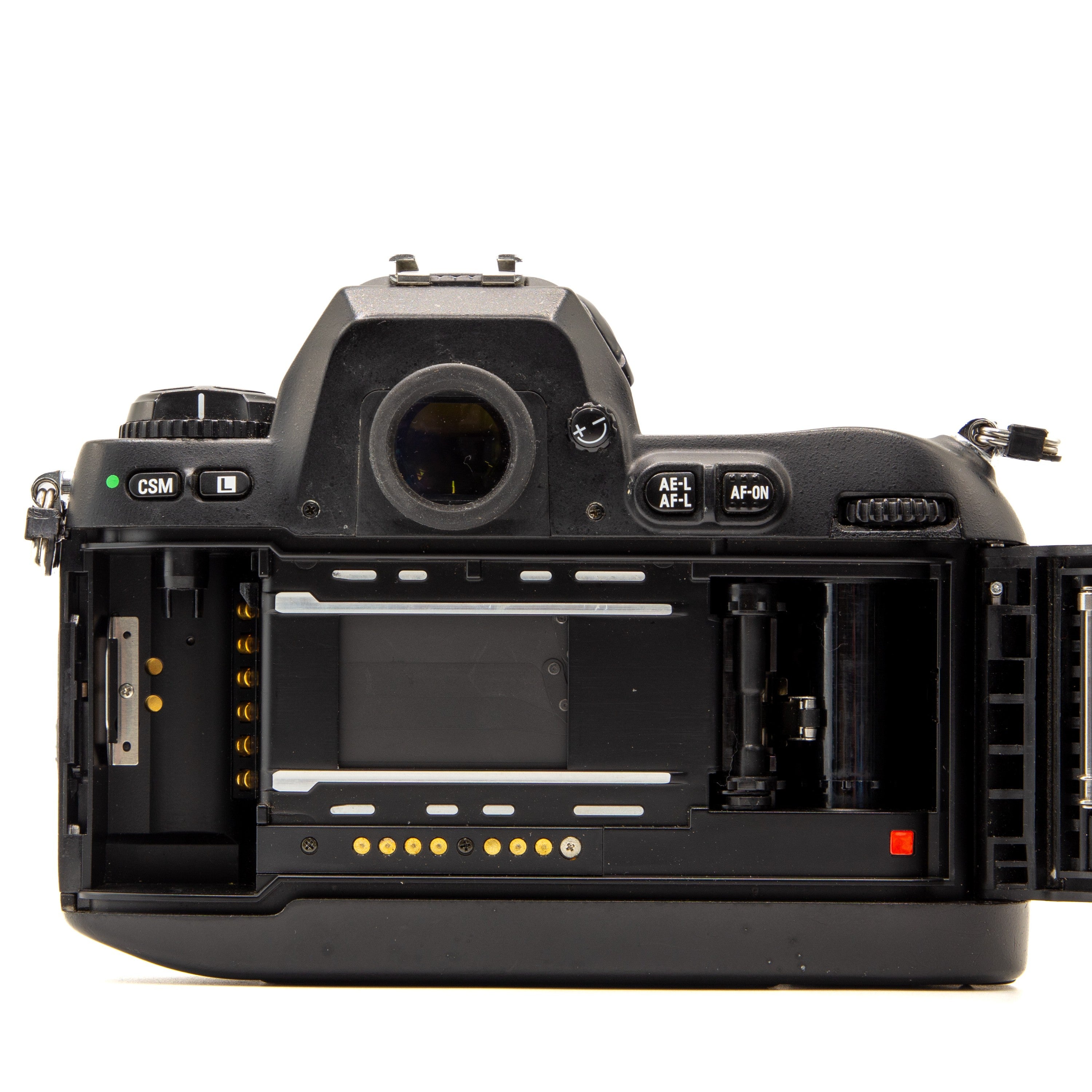 Internal view of the Nikon F100 lens mechanism and mechanics – 35mm film camera close-up