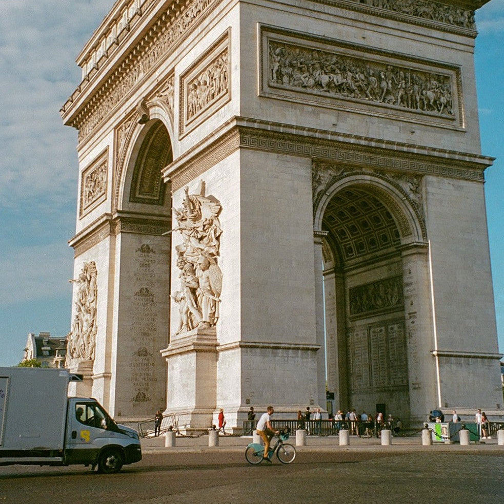 Arc de Triomphe in Paris with a clear blue sky